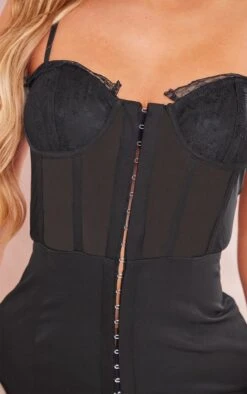 Robe Moulante Dos Nu En Maille Tissée Noire à Corset Lacé En Mesh Et Armatures -Zeze Vetements Magasin fd15b324b743f1bb7ec2d0b4b0abf9bcc11a7a19 cne2692 4