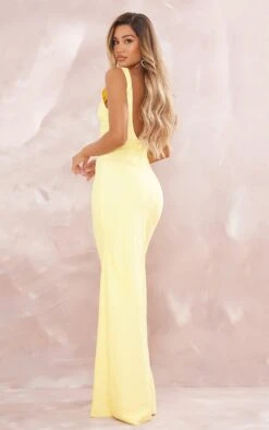 Robe Longue Satinée Jaune Citron à Dos Nu Arrondi -Zeze Vetements Magasin ff87536a7e696a8c3e9a6008dfcd1d69b4526499 cnd9174 2